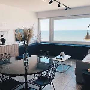  Appartement Wonderful Architect Designed Flat With Sea View België