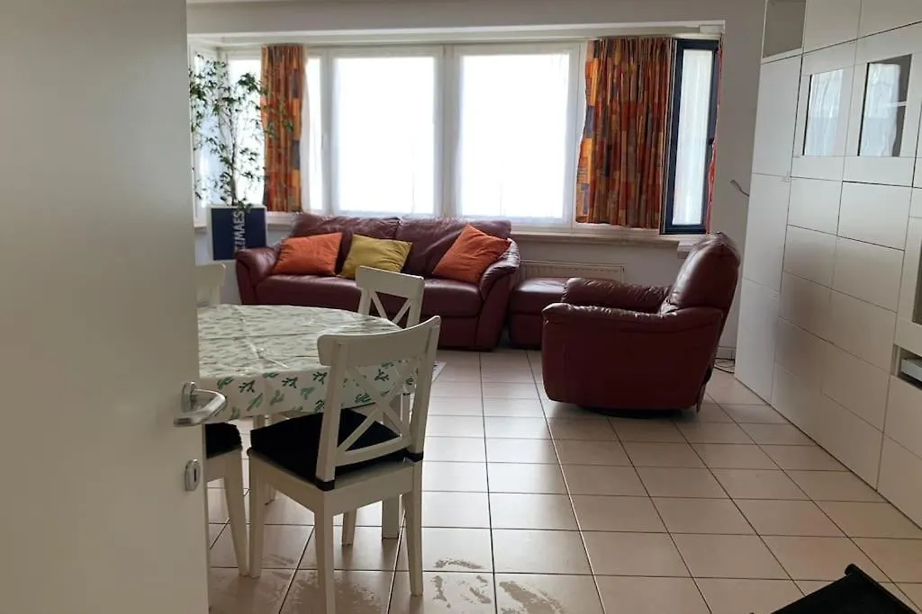 Appartement 90M2 Op 70M Van Het Strand. Ostend Apartment